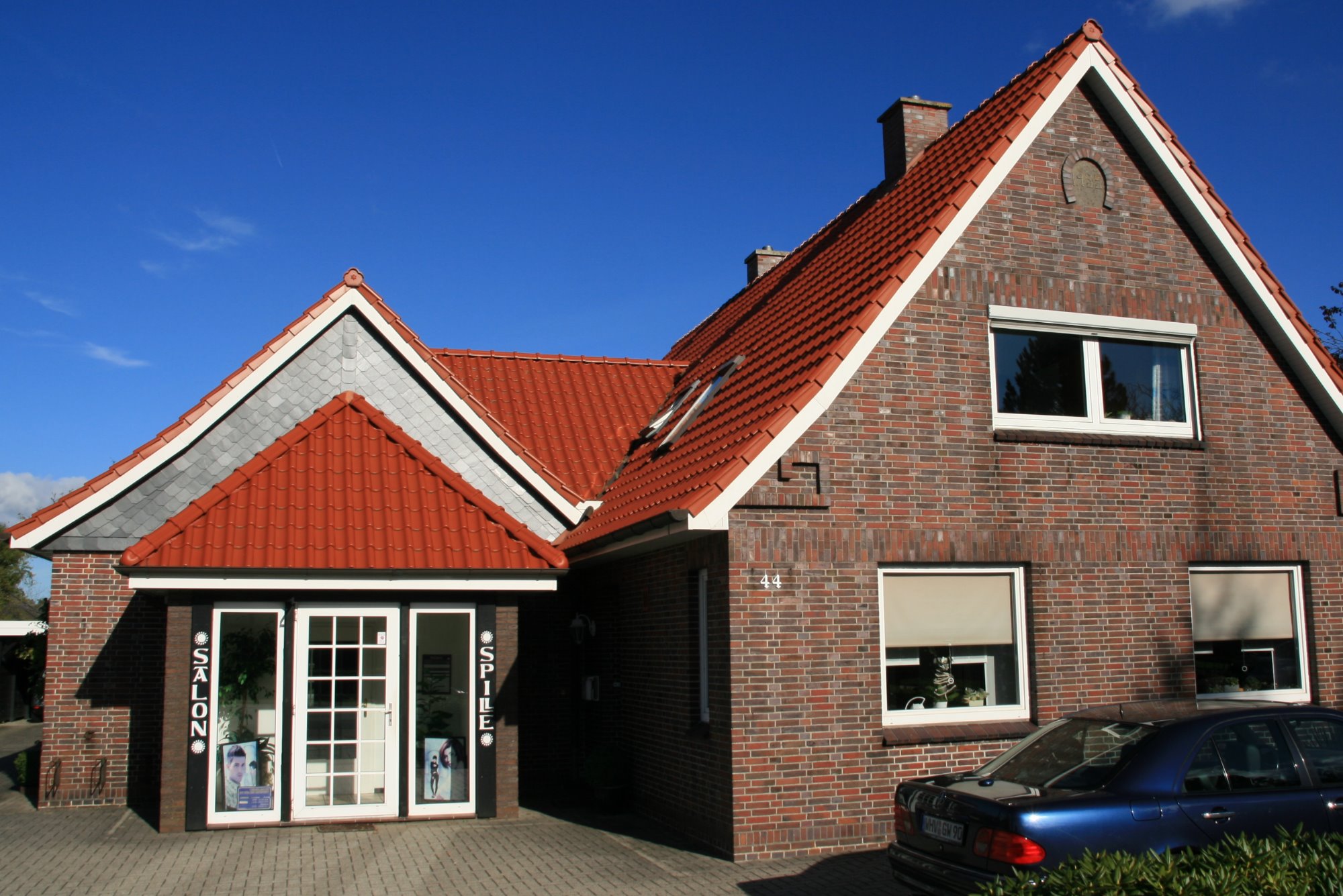 Dachsanierung Geschäftshaus Hooksiel